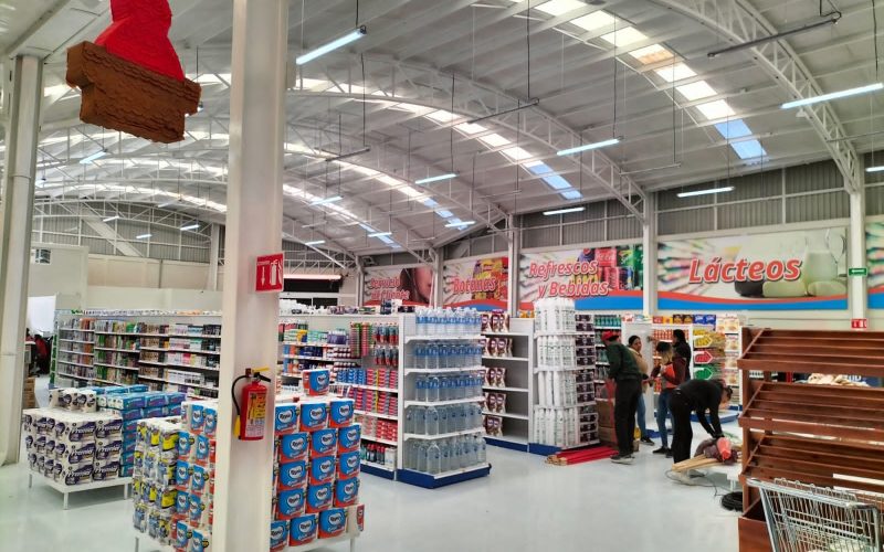 Supermercado El Salto, Durango


Cimentación y construcción del establecimiento.