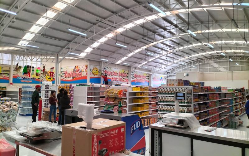 Supermercado El Salto, Durango


Cimentación y construcción del establecimiento.
